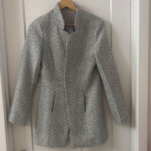 Womens Tailored Herringbone Coat - Gray